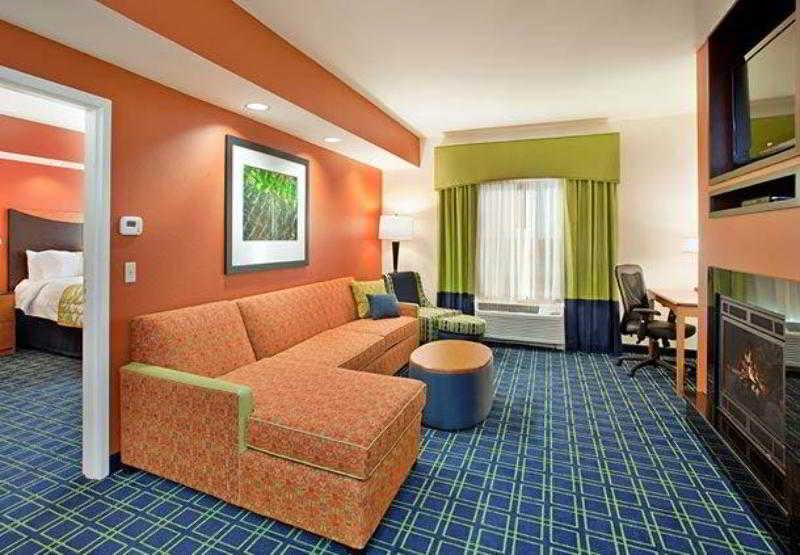 Fairfield Inn & Suites By Marriott Kearney Habitación foto